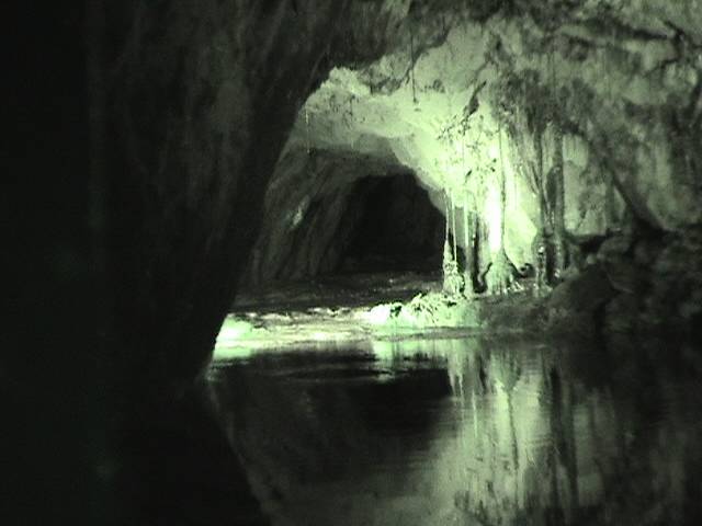 queen tunnel.jpg