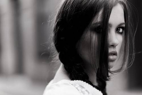 beautiful,dark,brown,hair,model,photography,bw,kobiety-ddcf68ad7ba3d8c5054f12e2c8f7a0d4_h.jpg