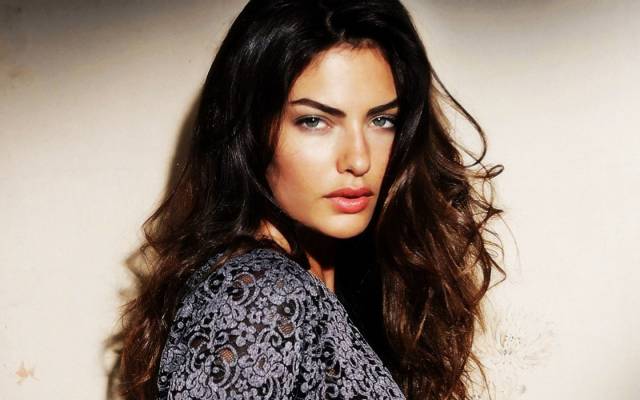 alyssa-miller-hot_156611-1280x800.jpg