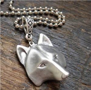 wolf-necklace-300x299.jpg