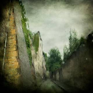Strange_city_VIII_by_bwiti.jpg