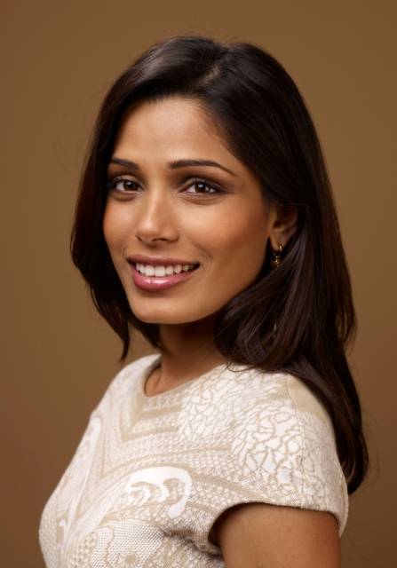600full-freida-pinto (18).jpg
