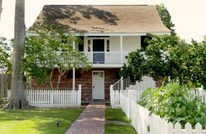Slave quarters-small.jpg