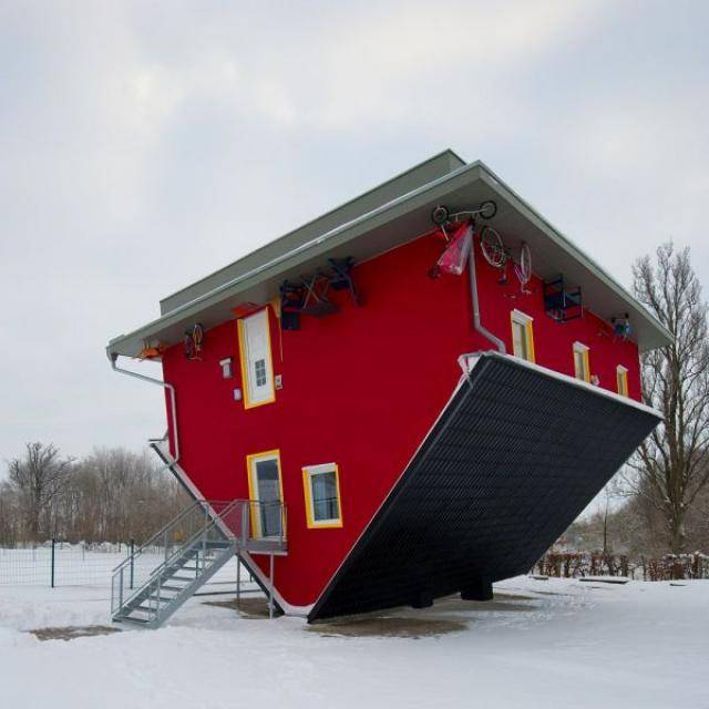RowlHouse1.jpg