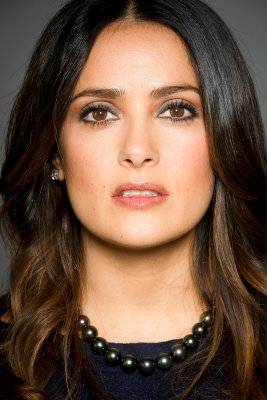 2012-02-15-9440-2892_Salma_Hayek_IMG_x900.jpg