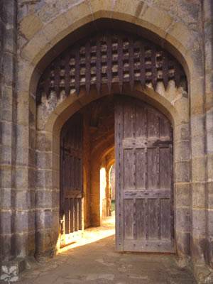 The_Mithryn_Gatehouse.jpg