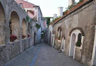 zeltivan street.jpg