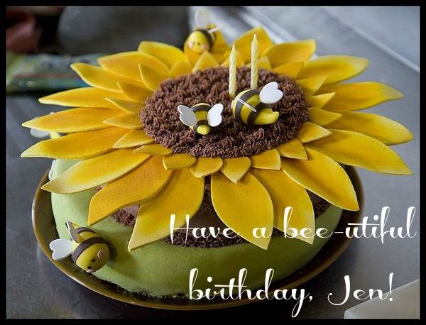 bee cake2.jpg