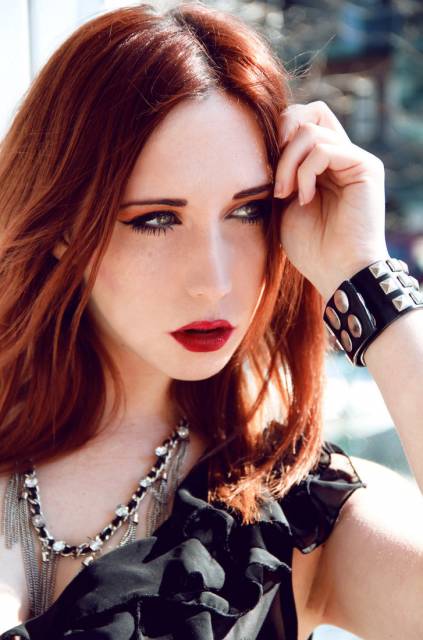 red__red__red_by_stephanie_van_rijn-d5yk2kx.jpg