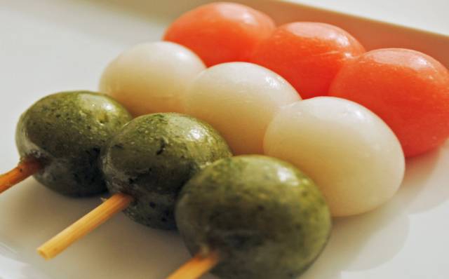 hanami-dango1.jpg