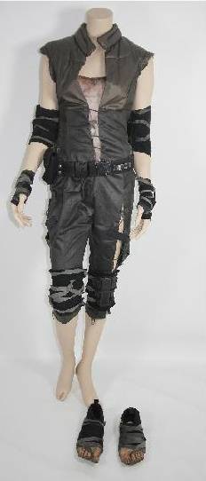 Nadia-costume-worn-by-Antje-Traue-.jpg