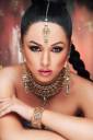 Ayyan-Ali-Hot-Bridal-Jewellery-Photo-Shoot-2013-New-Fashion-Collection-008.jpg
