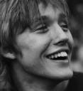 happiness_is_easy_by_efkie.jpg