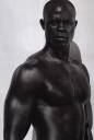 modelos-famosos-djimon-hounsou.jpg