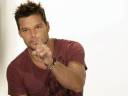 82e04_RickyMartin.jpg
