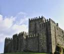 Guimaraes_Castle.jpg